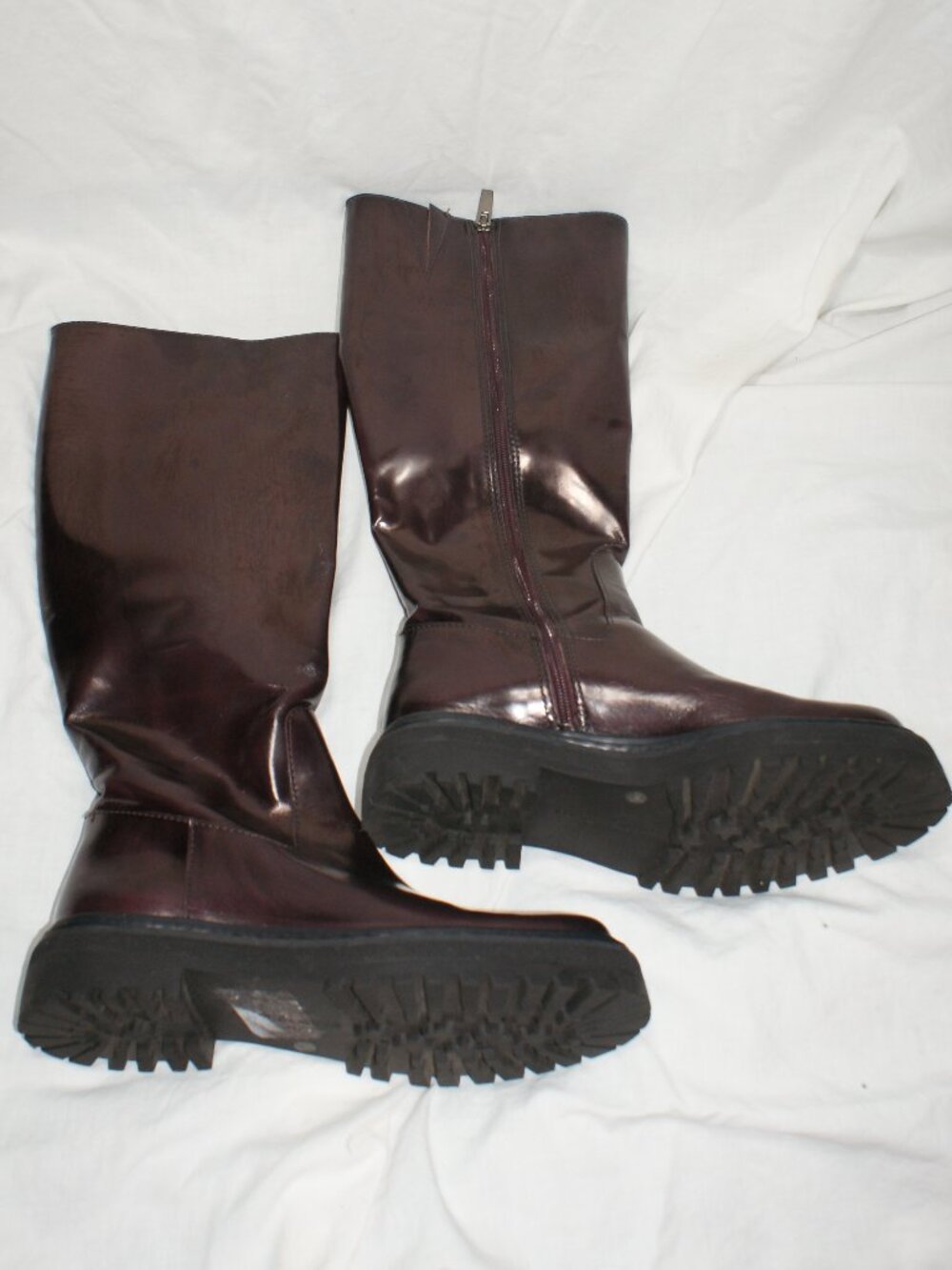 Vince Camuto Wine Leather Lug Sole Tall Boot - 8 - BRAND NEW - Picture 5 of 11